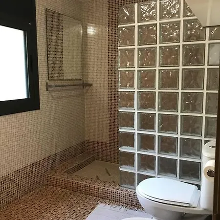 Con Piscina Privada