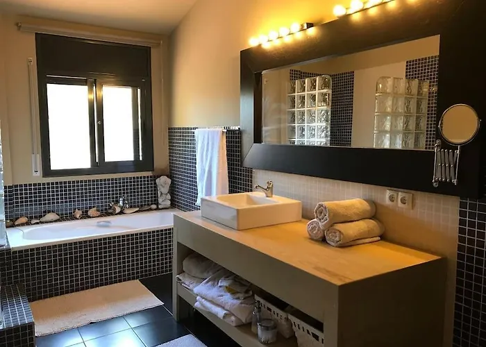 Con Piscina Privada Vila