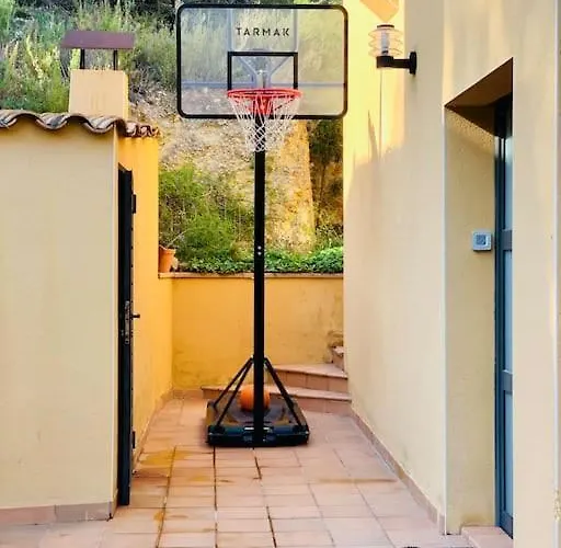Con Piscina Privada